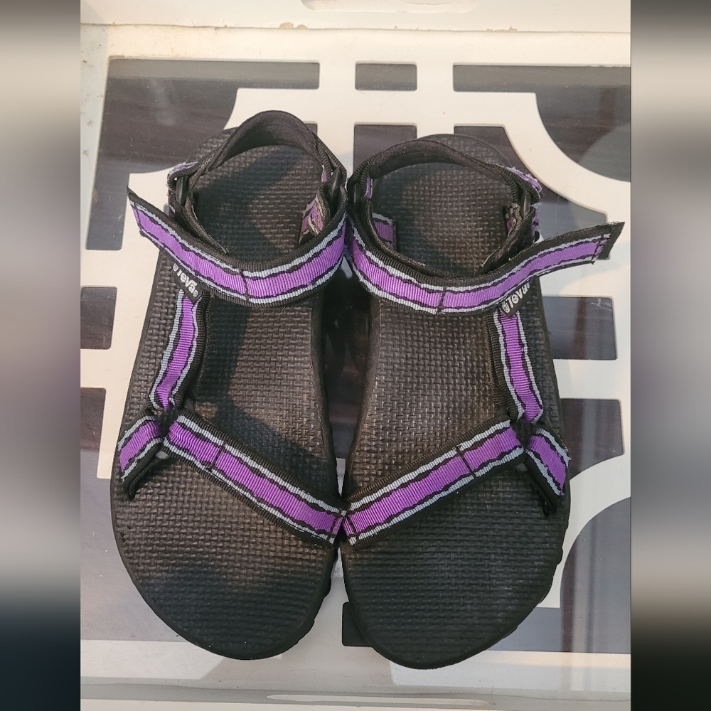 Beautiful purple tevas!